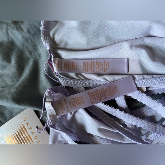 Lingerie - Picture 4 of 4